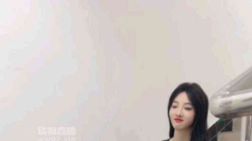 【白鹭】完美脚底高颜值素人楼道TJ足控男