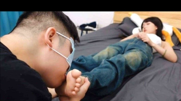 极品模特被玩脚后续