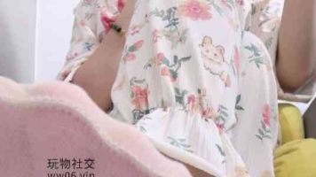 【小亦】花睡衣下的肉丝让人口水直流37439