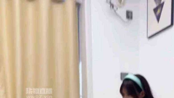 【素人抽水机】开发仙女素人 tian她的脏鞋底臭汗脚