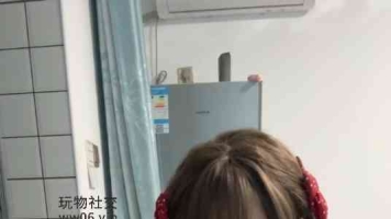 【六六】白丝袜甜美女学生的美脚真诱人45585