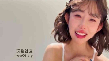 【一茶】恋足网友线下约tian一茶女神，狂吃白袜嫩脚