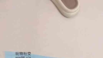 【红颜】粉嫩脚趾下贱狗喜欢美女的尿38523
