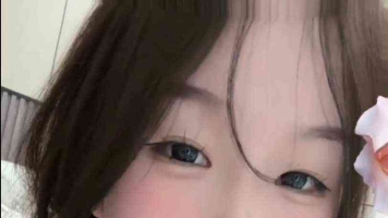 超级甜美公司前台菲菲tian脚 第二部 露脸tian